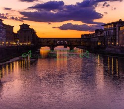 firenze, ponte vecchio al tramonto
